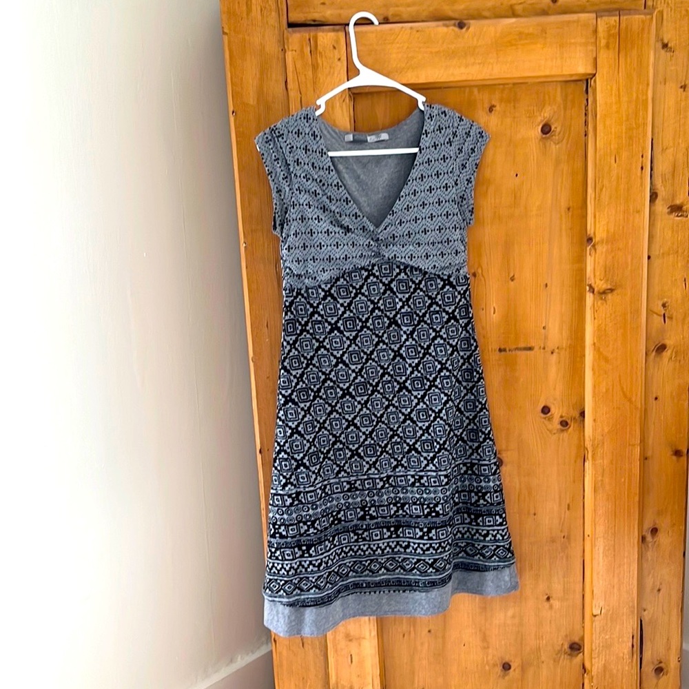 Athleta Small Black Gray Casual Knit Tank Dress